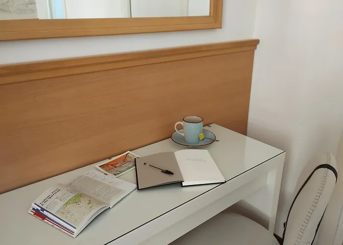 Dimora Eterna, Vacation & Business